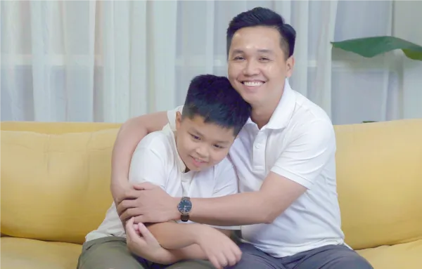 Phụ huynh bé Lê Mạnh Cường Phụ huynh bé Lê Mạnh Cường