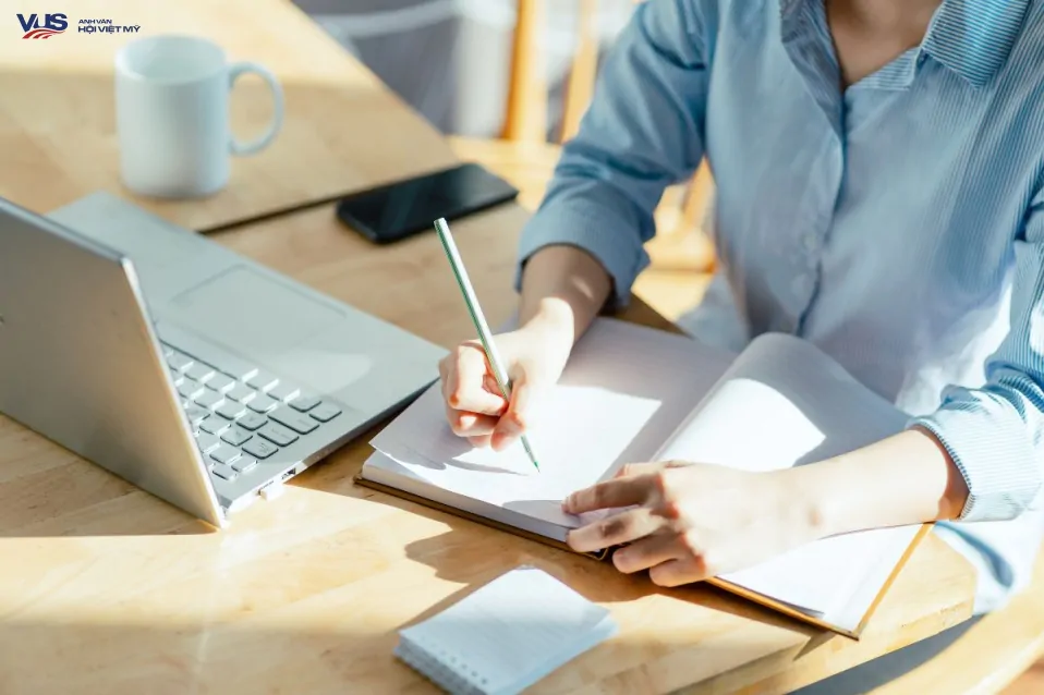 Tổng hợp 7 cấu trúc Writing Task 2 IELTS đắt giá bạn nên biết