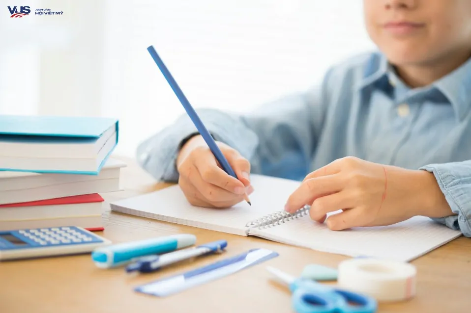 Tổng hợp bài tập giới từ có đáp án (cơ bản - nâng cao)